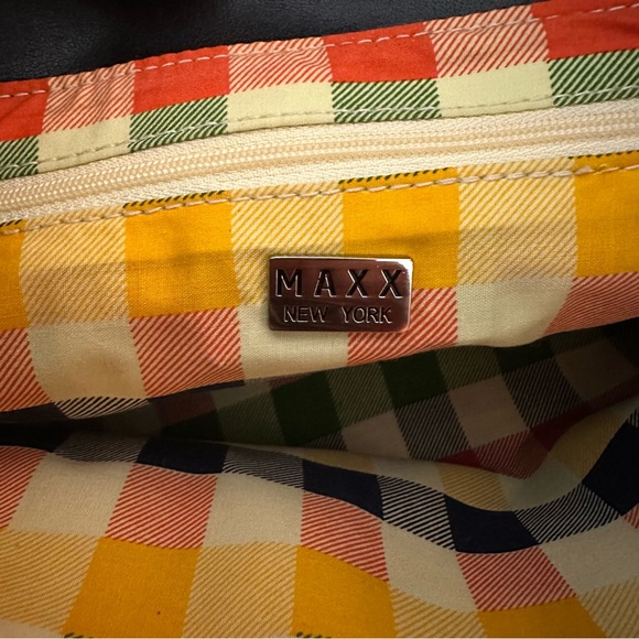 Maxx New York Black Genuine Leather Trim Shoulder Purse Bag - Picture 7 of 9